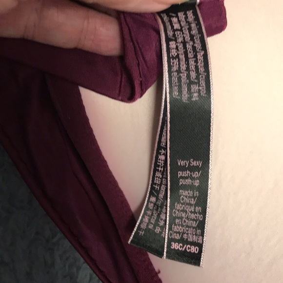 New condition Victoria Secret Push Up Bra S 36C - Picture 7 of 7